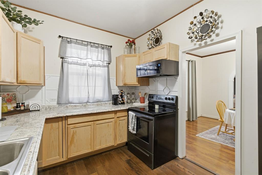 Central Deleon - Residential