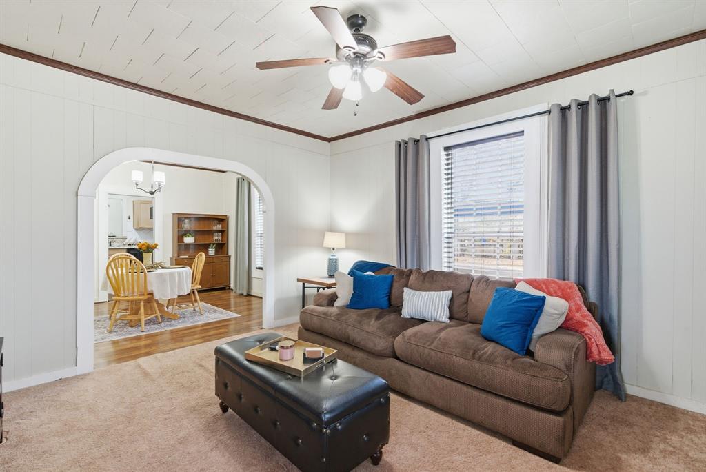 Central Deleon - Residential