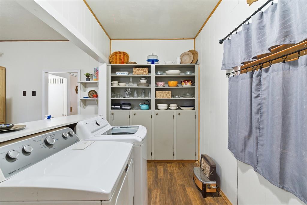 Central Deleon - Residential