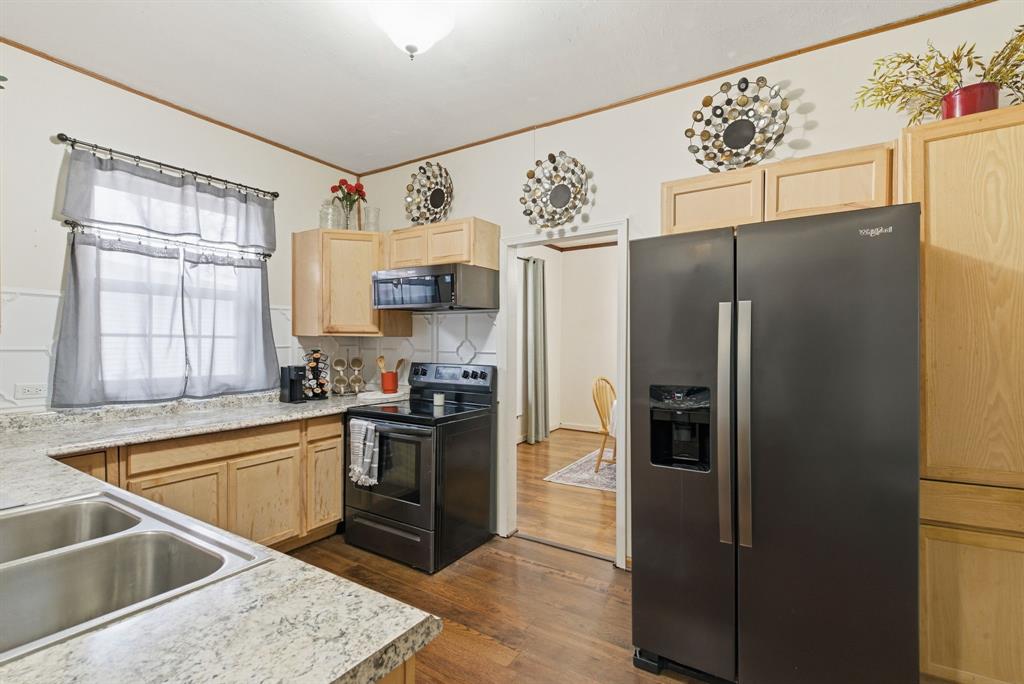 Central Deleon - Residential