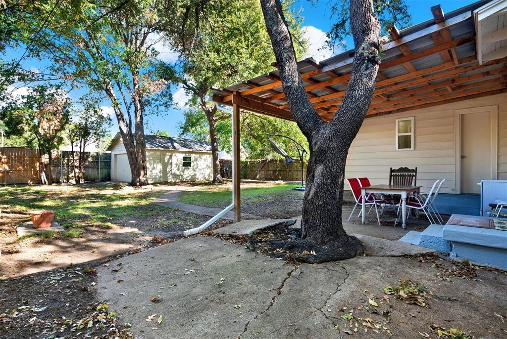 E W Brake - Residential Lease