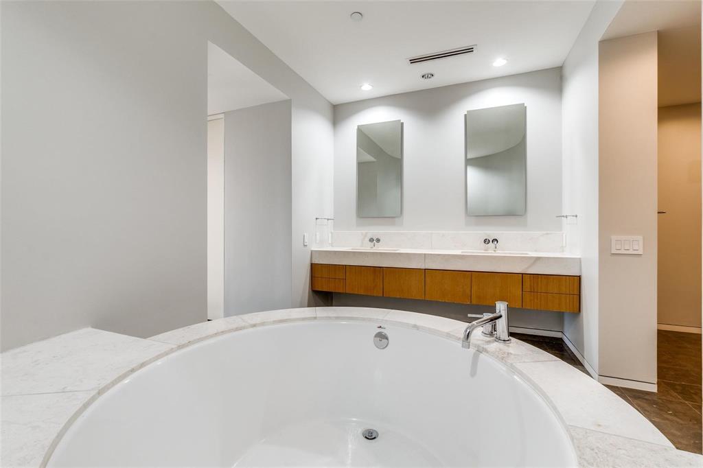 W Residences - Residential