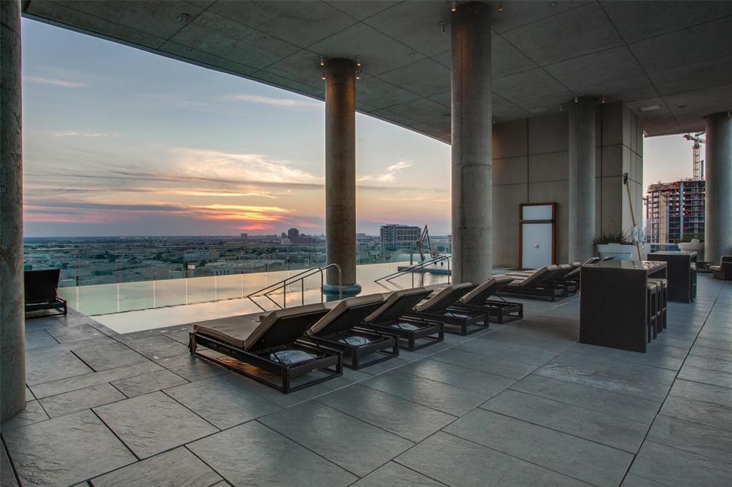 W Residences - Residential