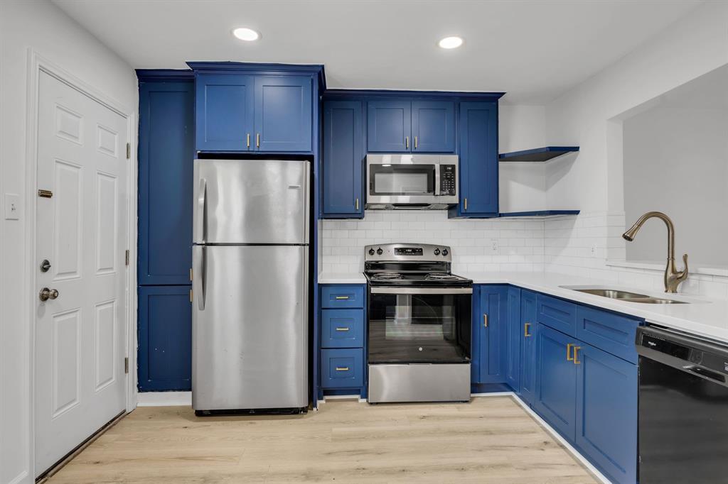 7718 Royal Lane 214