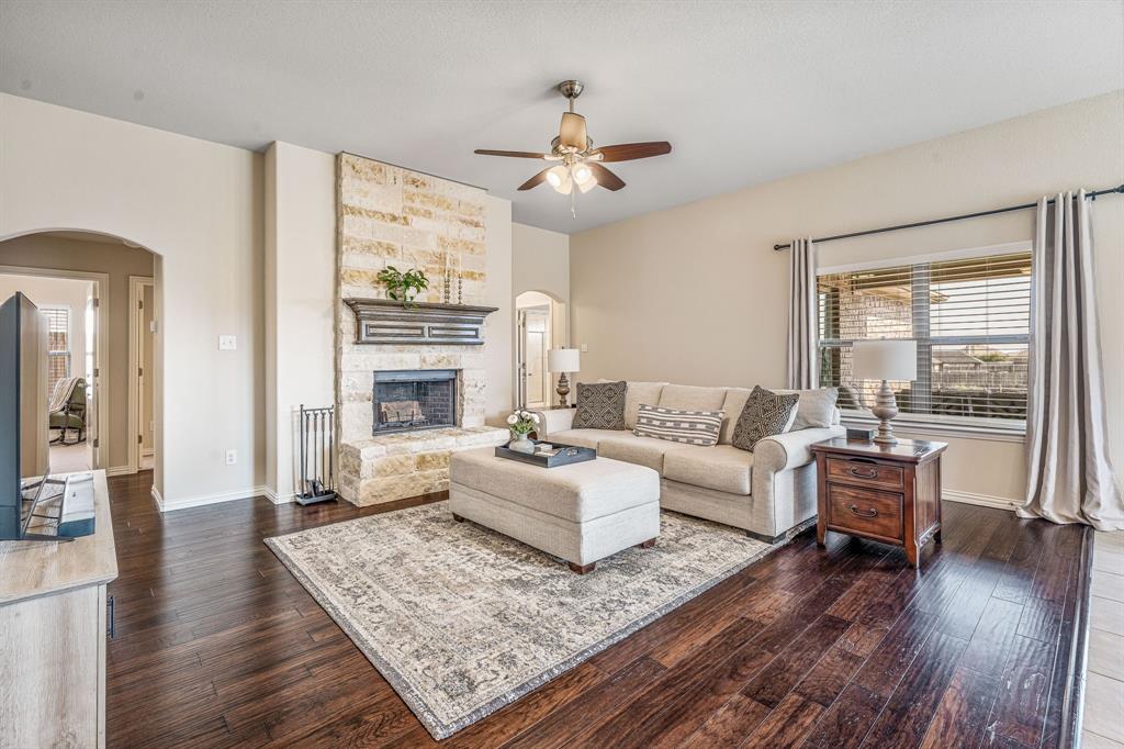 1057 Oak Knoll Drive