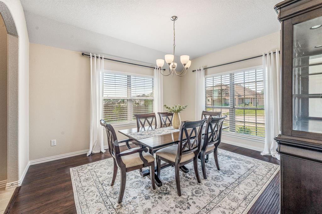1057 Oak Knoll Drive