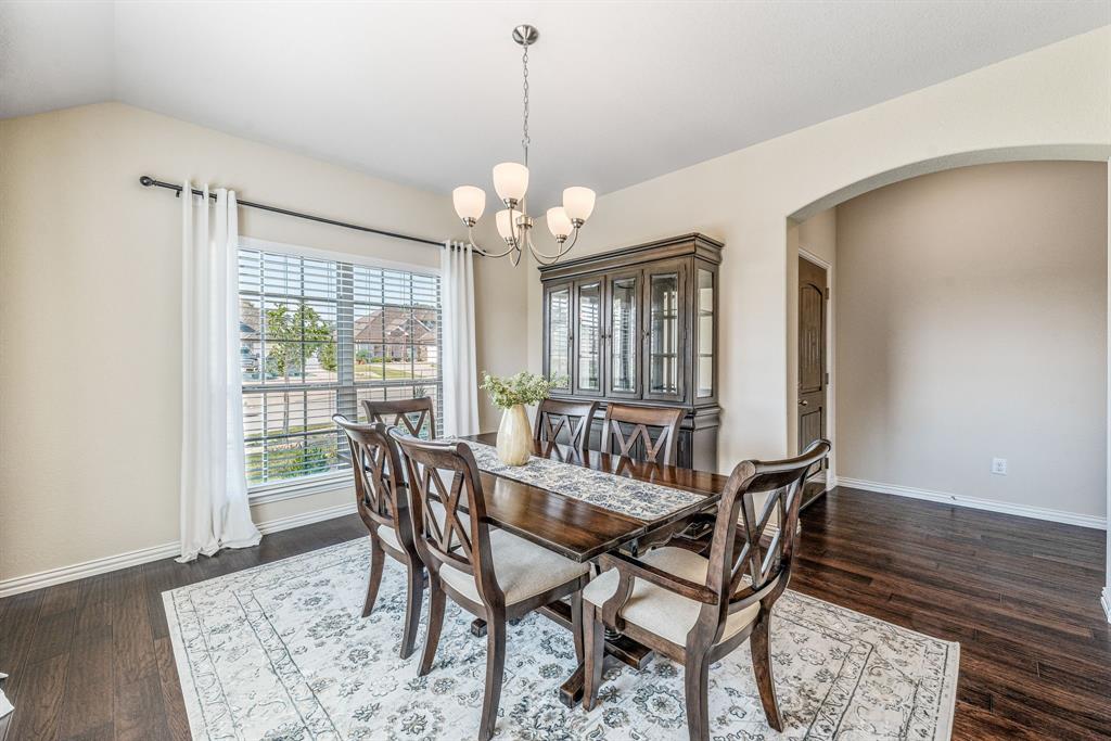1057 Oak Knoll Drive