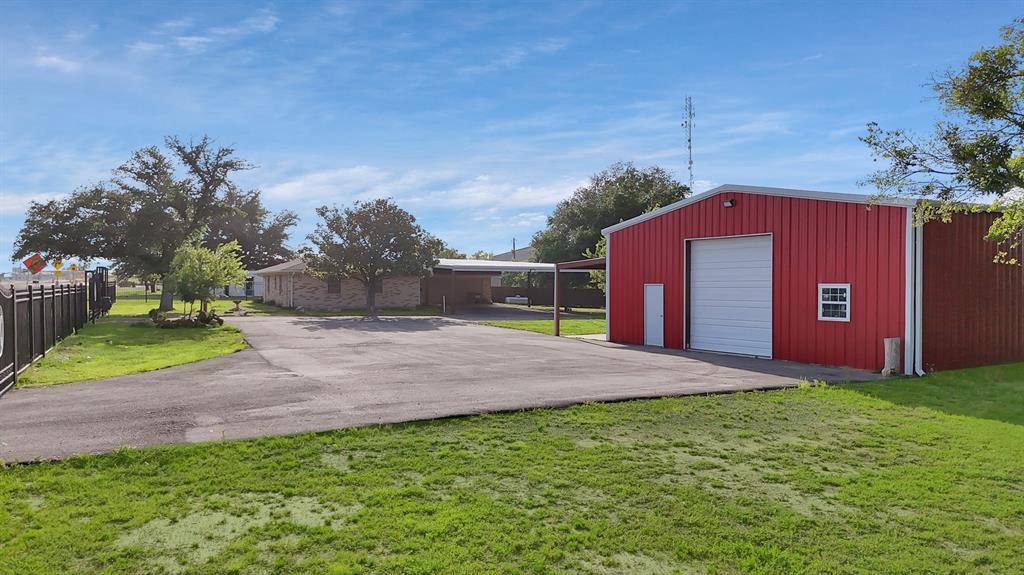 6420 W FM 1570