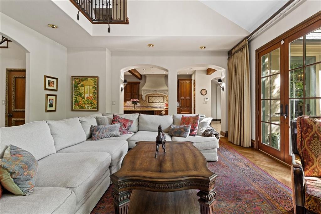 Springpark Central 10 Rev - Residential