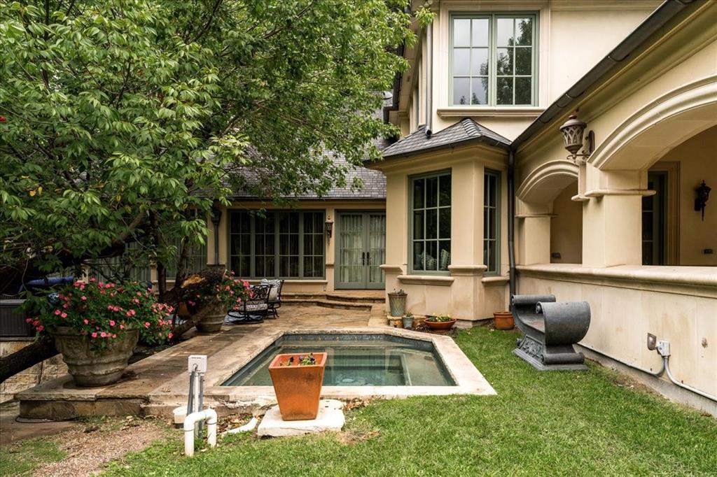 Springpark Central 10 Rev - Residential