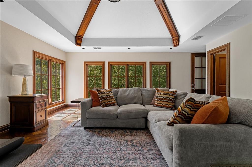 Springpark Central 10 Rev - Residential