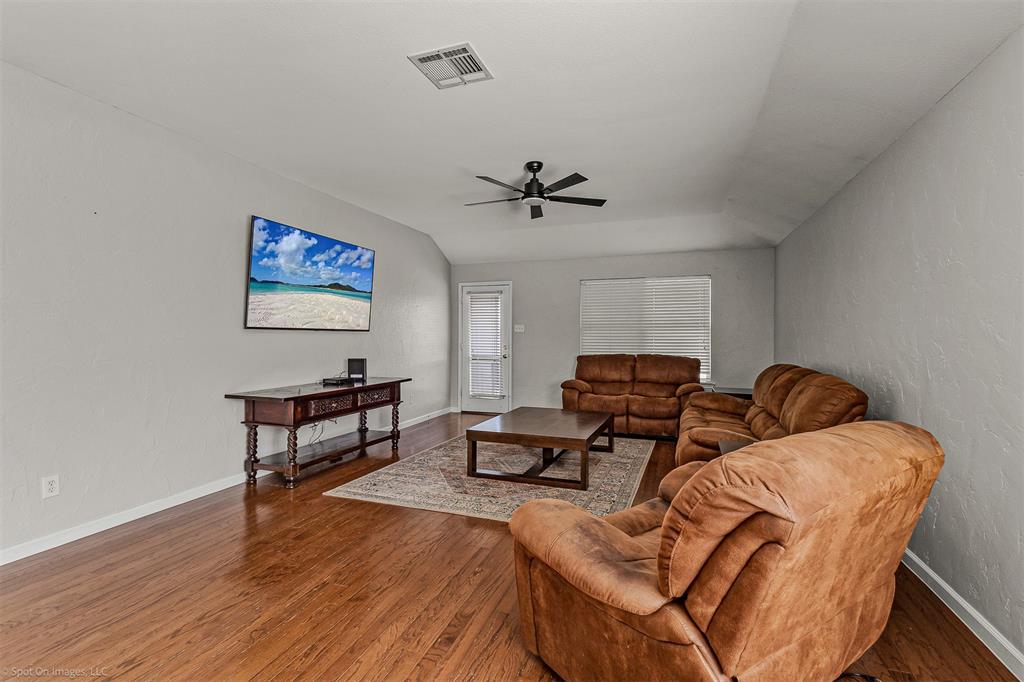 Woodland Creek Ph 1 - Residential