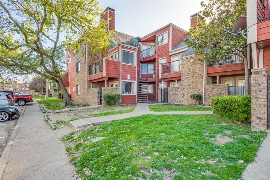 Great investment property with $1650 rent. Beautifully updated 2-bed, 2-bath condo in the heart of Dallas!  1,031 sq ft with an open living and dining area, spacious bedrooms, and functional kitchen. Prime location near shopping, dining, and major highways .