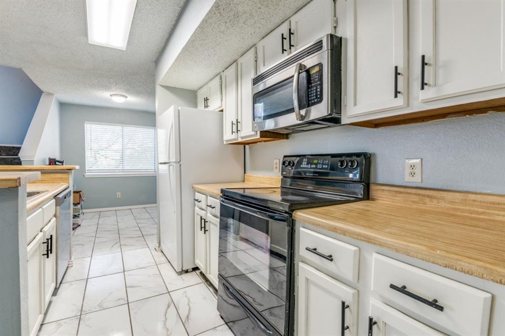 Richland Trace Condos - Residential