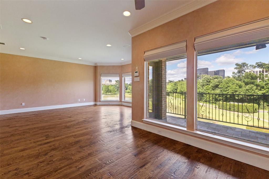 Lake Forest Ph F - Residential