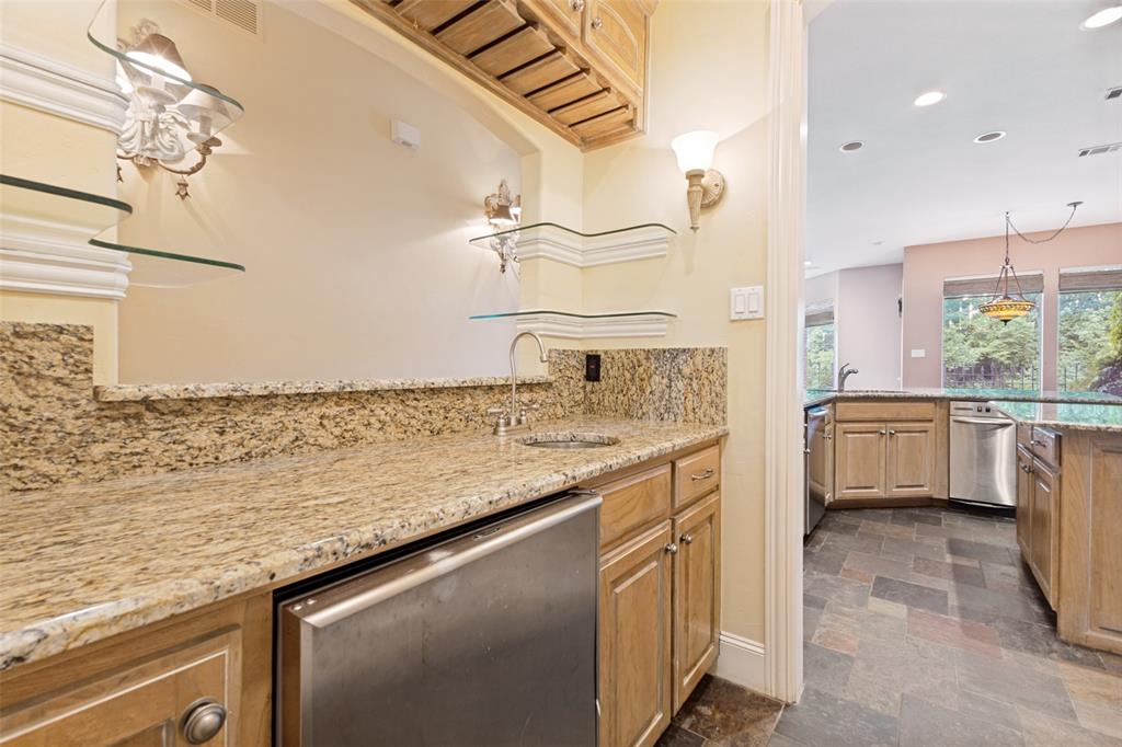 Lake Forest Ph F - Residential