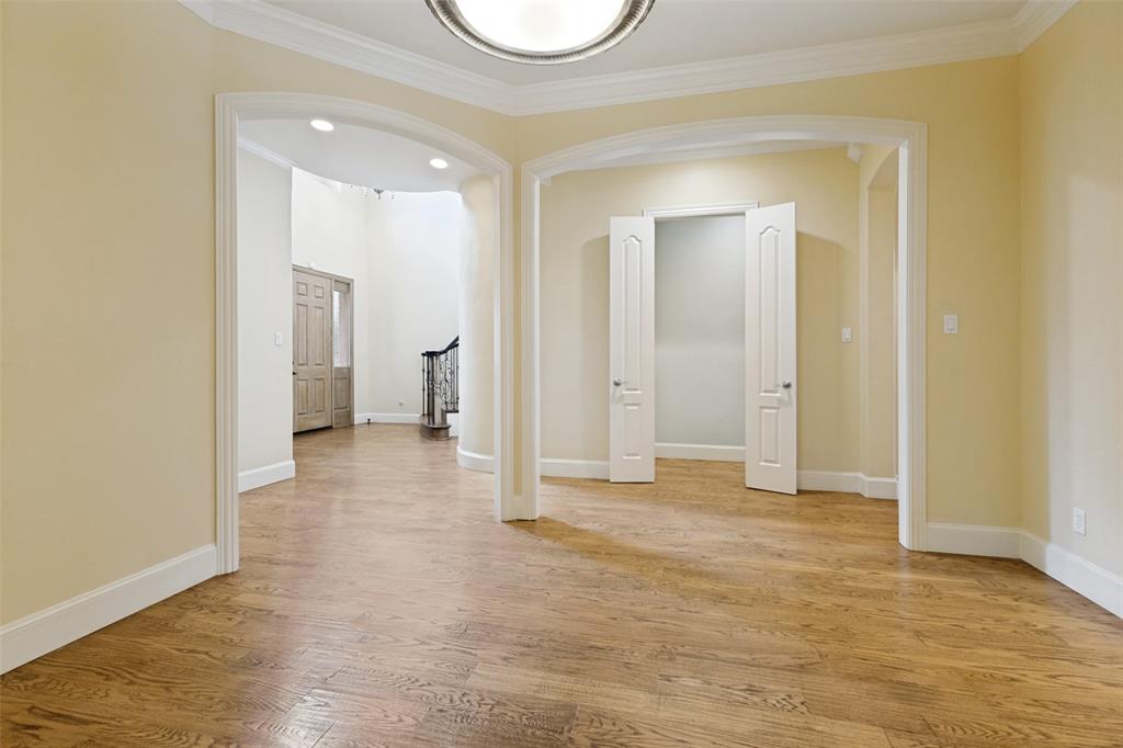 Lake Forest Ph F - Residential