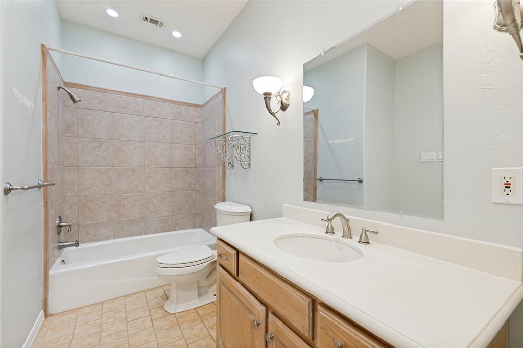 Lake Forest Ph F - Residential