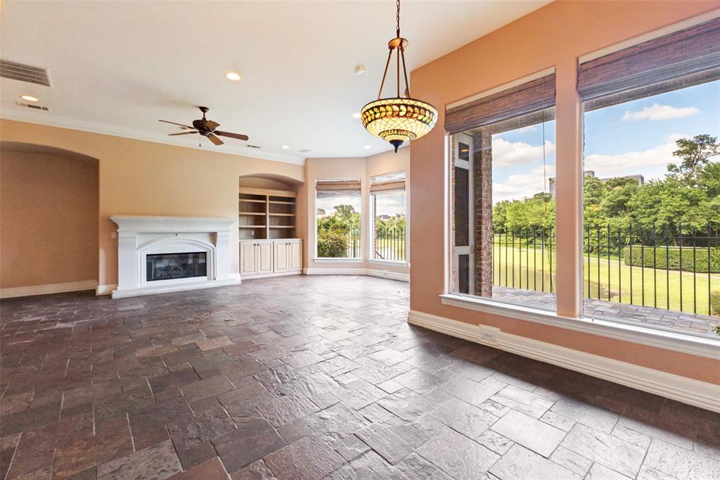 Lake Forest Ph F - Residential