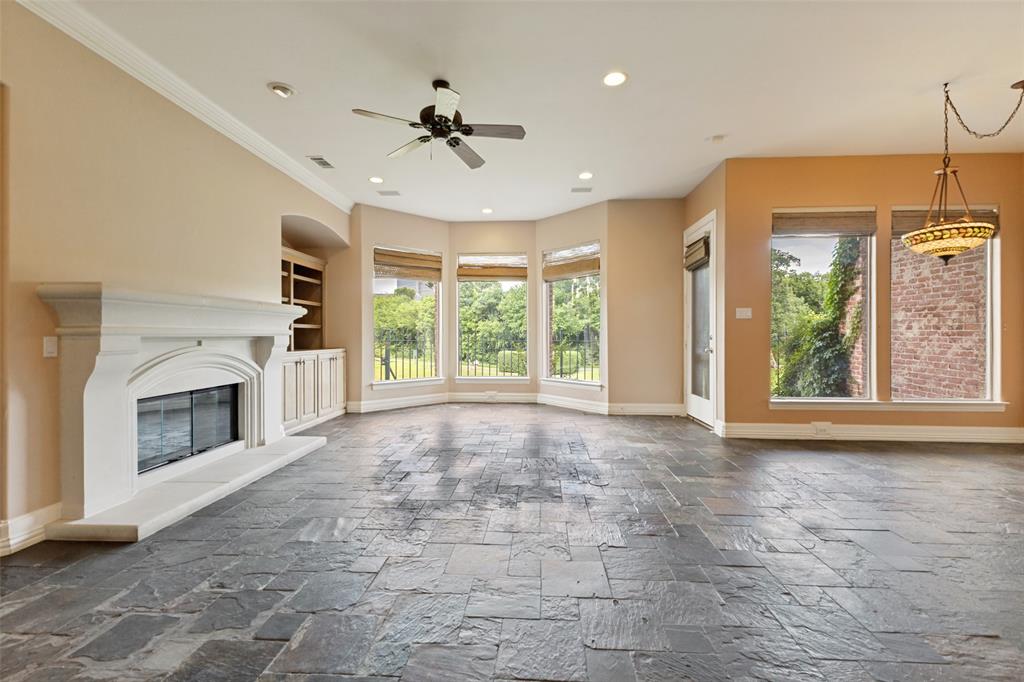 Lake Forest Ph F - Residential
