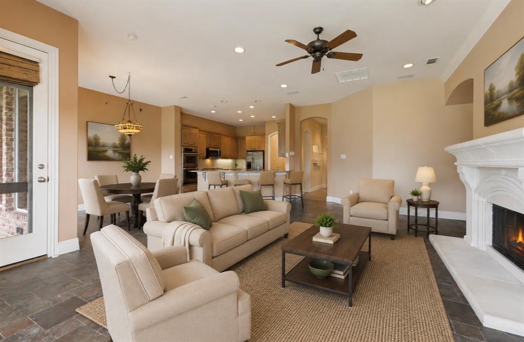 Lake Forest Ph F - Residential