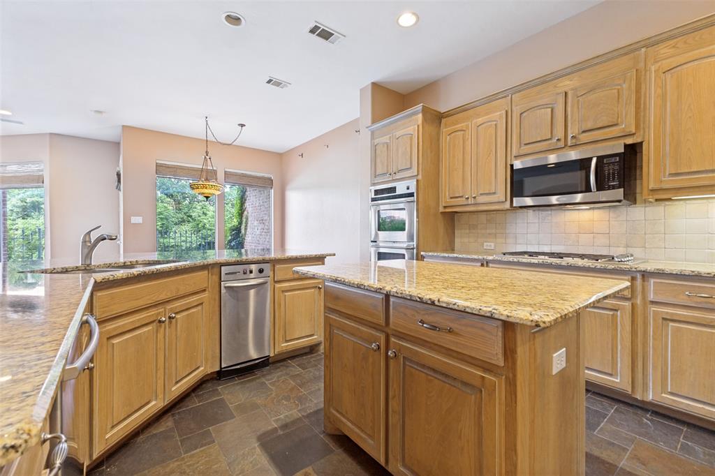 Lake Forest Ph F - Residential