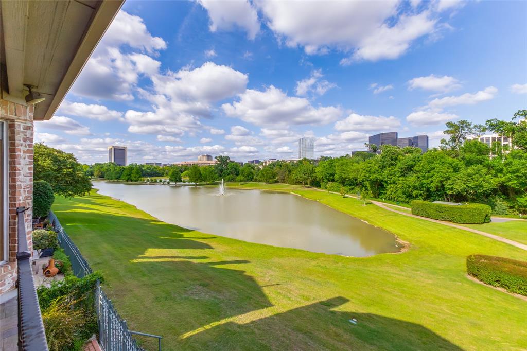 Lake Forest Ph F - Residential