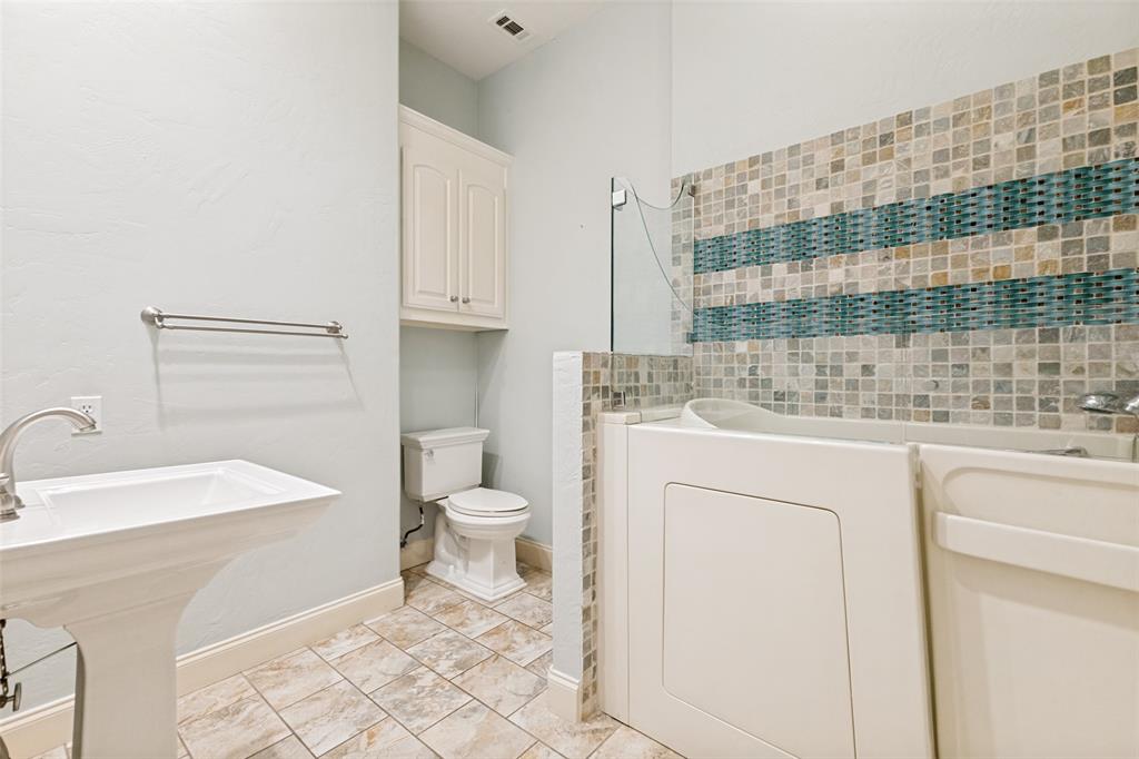 Lake Forest Ph F - Residential