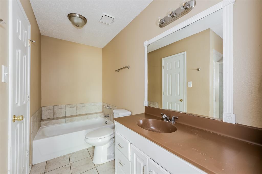 Collingwood Village - Residential Lease