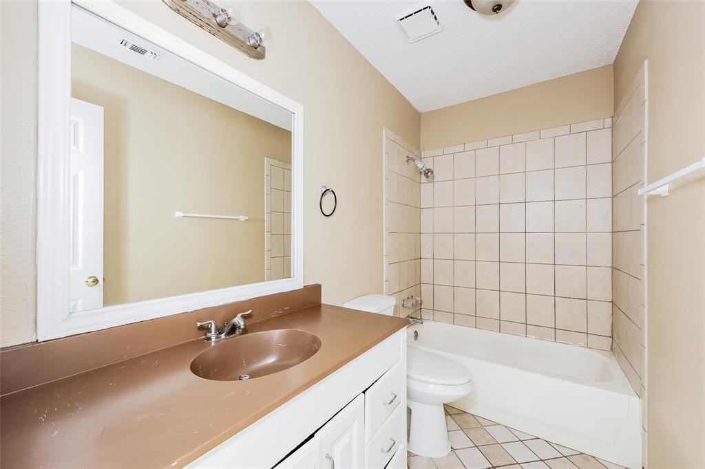 Collingwood Village - Residential Lease