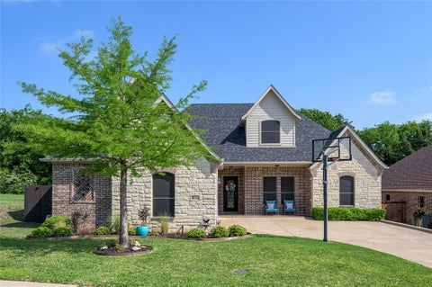 Photo of 1611 Moreland Drive, Sherman, TX 75090 (MLS # 21321167)