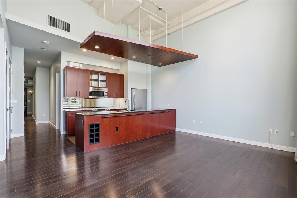 One Montgomery Plaza Residence Condo - Residential