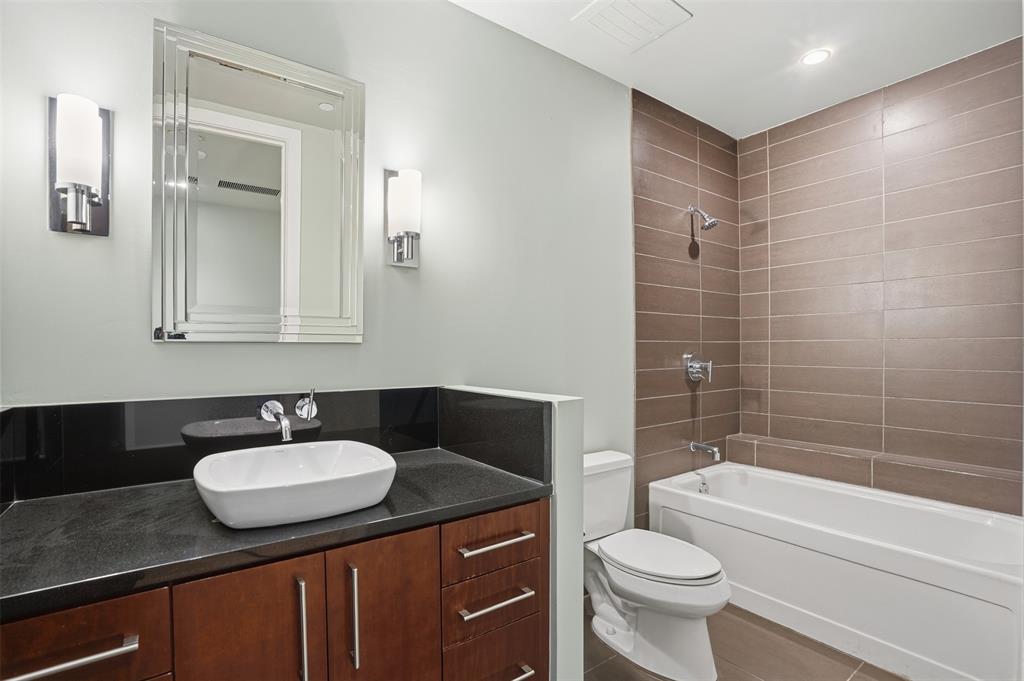 One Montgomery Plaza Residence Condo - Residential