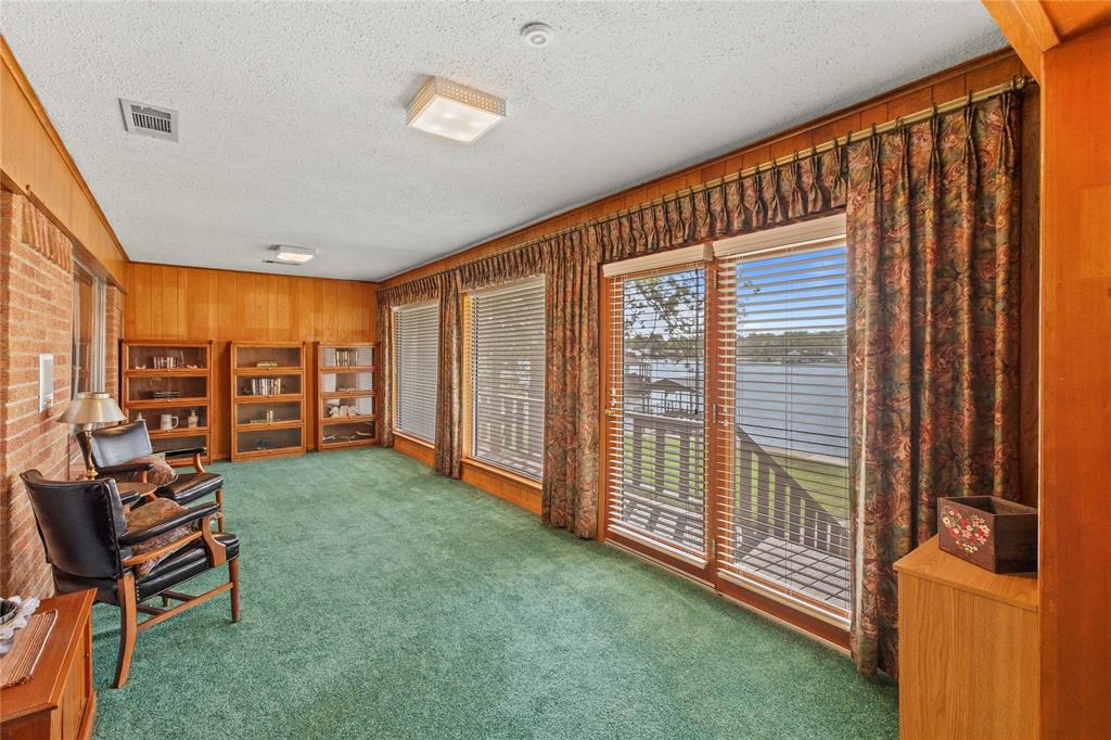 Bushwhacker Peninsula Sub - Residential
