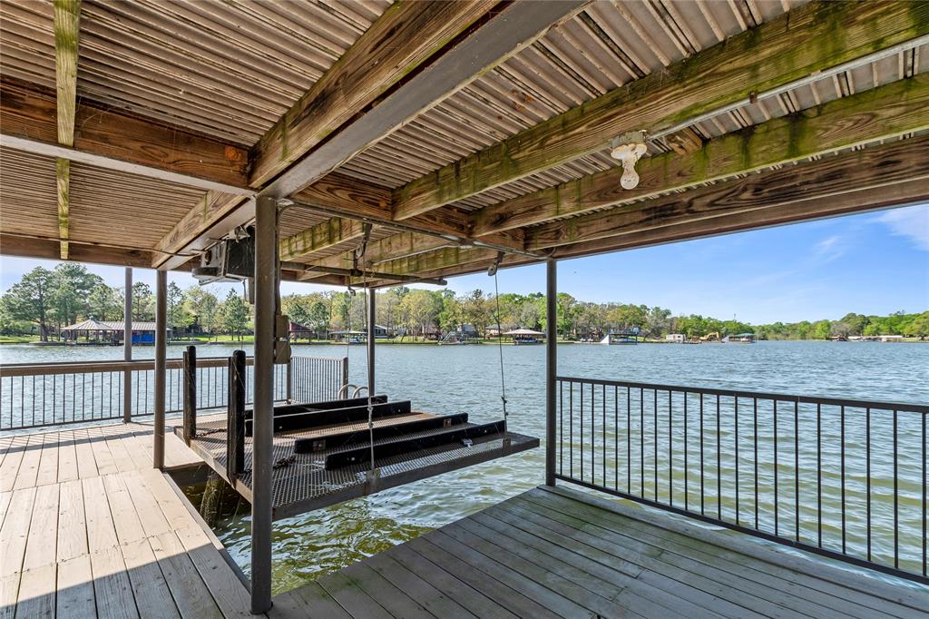 Bushwhacker Peninsula Sub - Residential