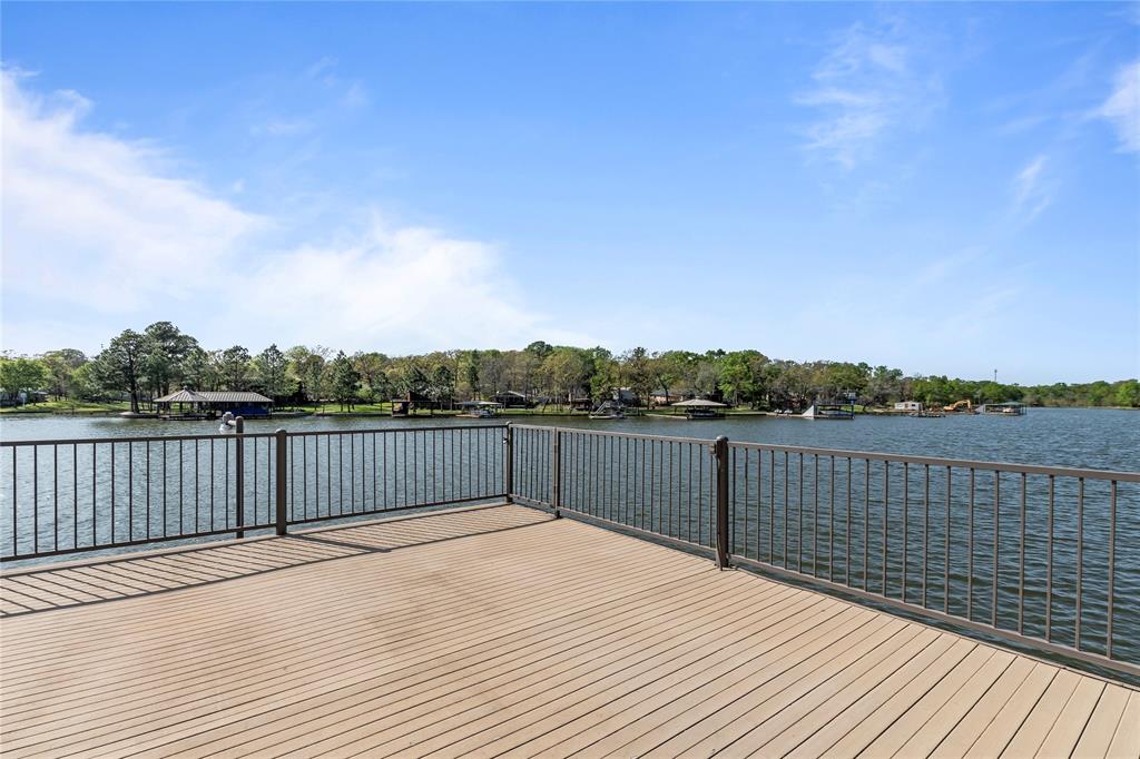 Bushwhacker Peninsula Sub - Residential