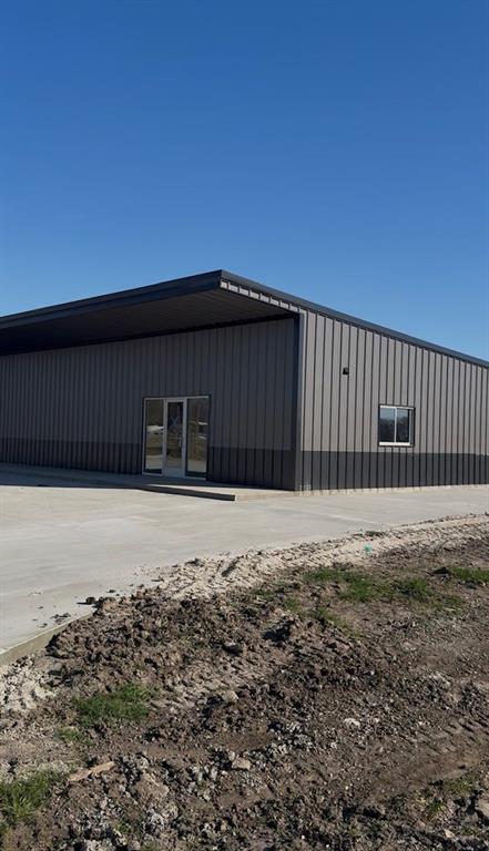 1095 W Front Highway 1,2,3