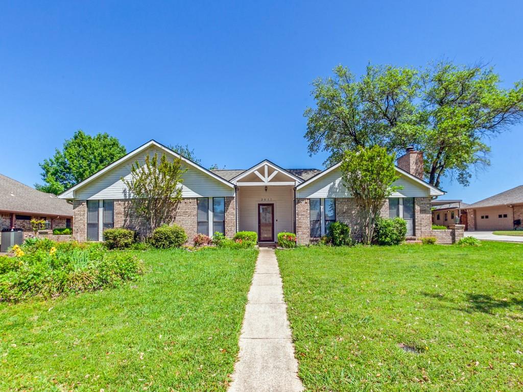 2011 Vicksburg Drive
