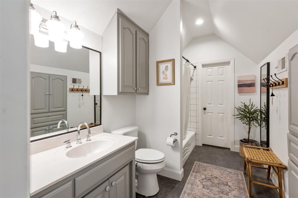 Shadow Wood Estates - Residential