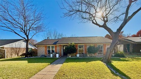 Photo of 1250 Valencia Lane, Lewisville, TX 75067 (MLS # 21136458)