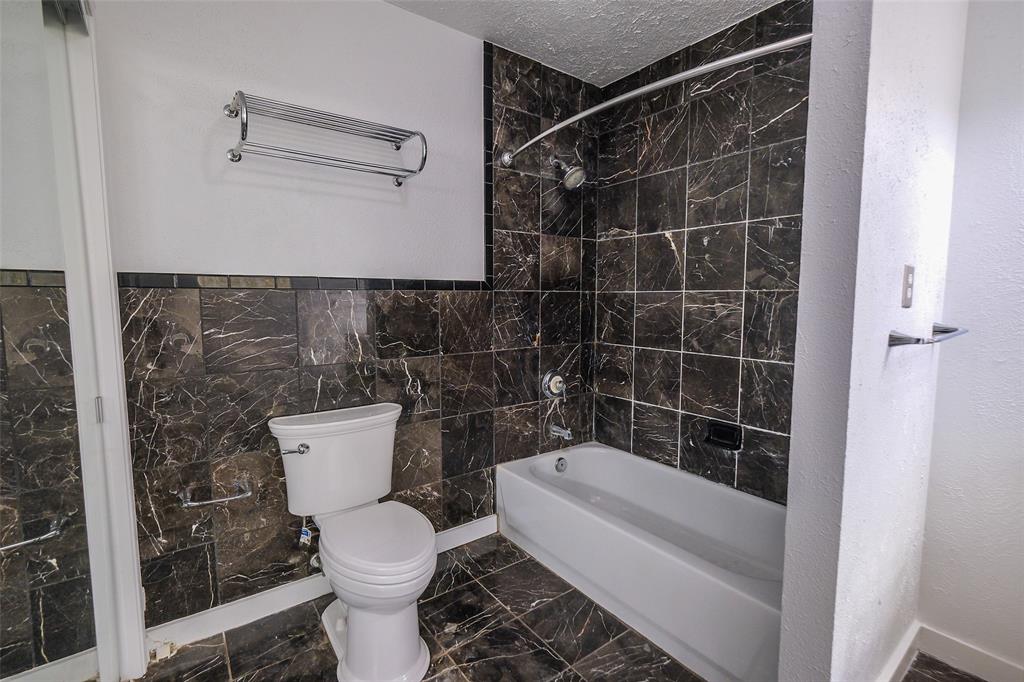 Queensborough Add - Residential Lease