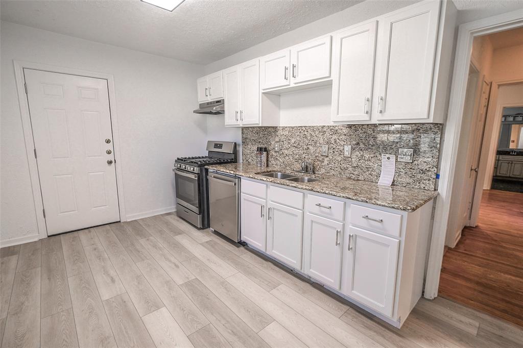 Queensborough Add - Residential Lease