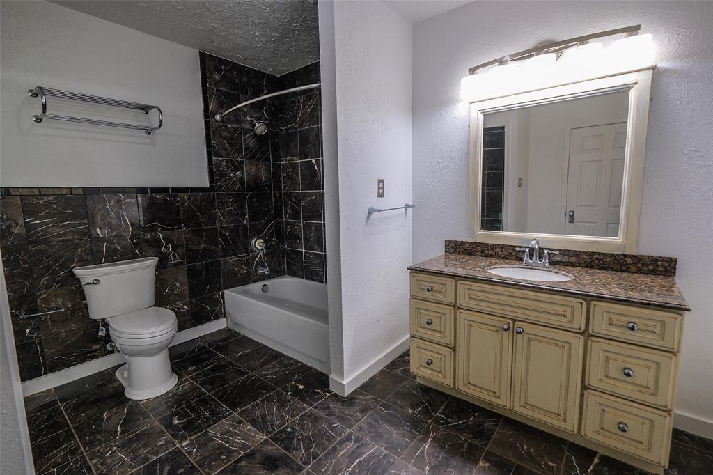 Queensborough Add - Residential Lease