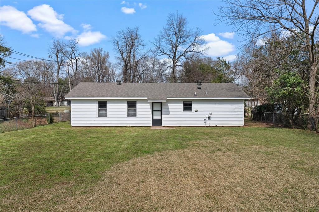 Shady Gove Sub Un #3 - Residential