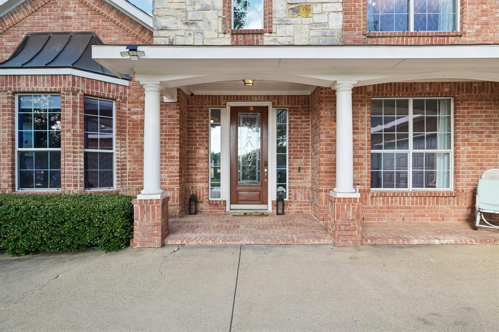10005 Fairway Vista Drive