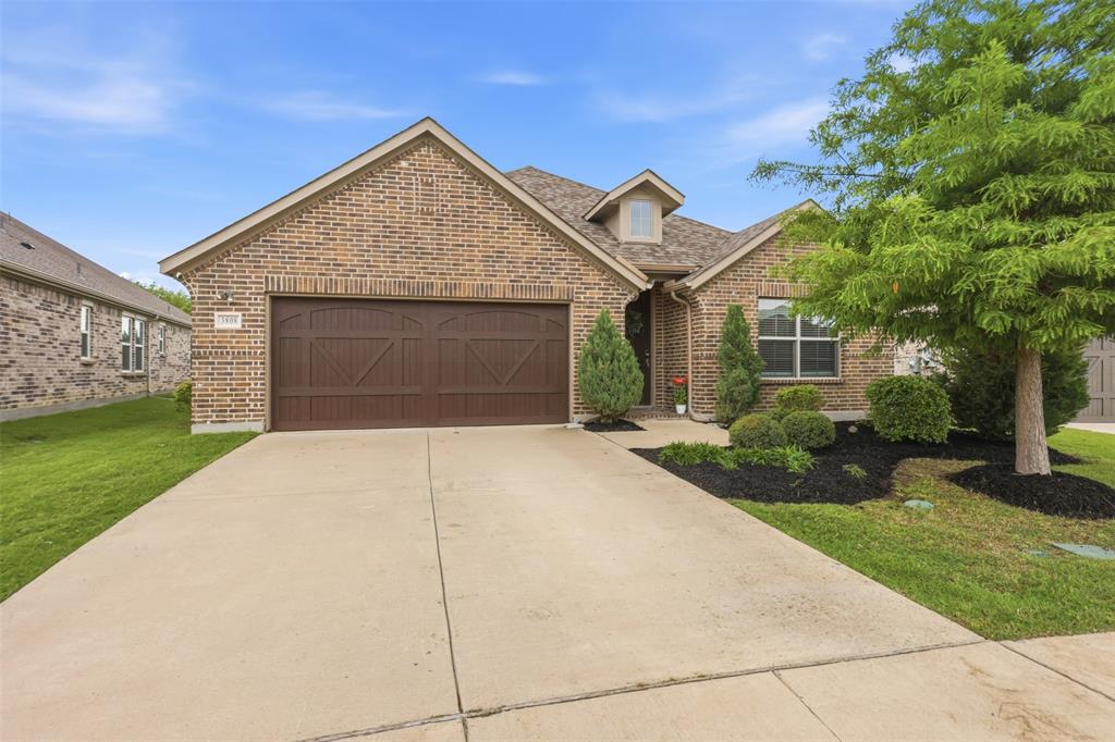 3808 Horseshoe Trail
