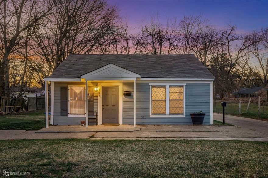 Investor opportunity in Bossier City, Louisiana! This income-producing property features a 2 bedroom, 1 bath main home plus a separate detached 1 bedroom, 1 bath guest house with a separate address—both currently tenant occupied on month-to-month leases. The main house rents for $750 per month, and the guest house rents for $600 per month, generating a combined $1,350 monthly gross income. Each unit has separate water and electric meters, simplifying utility management and making this an attractive, low-complication investment. This is not a duplex, but a single-family residence with a fully detached guest house—offering flexible rental options for long-term tenants, short-term strategies, or even owner-occupant scenarios in the future. Located in the heart of Bossier City and convenient to the Louisiana Boardwalk, Chasing Aces Golf, major casino resorts, dining, shopping, and easy I-20 access, this property benefits from strong rental demand in the Northwest Louisiana market. Whether you're looking to expand your rental portfolio or secure a cash-flowing property in the growing Bossier City real estate market, this one is w