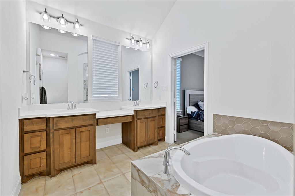 Trinity Falls Planning Unit 7 Ph 2 - Residential Lease