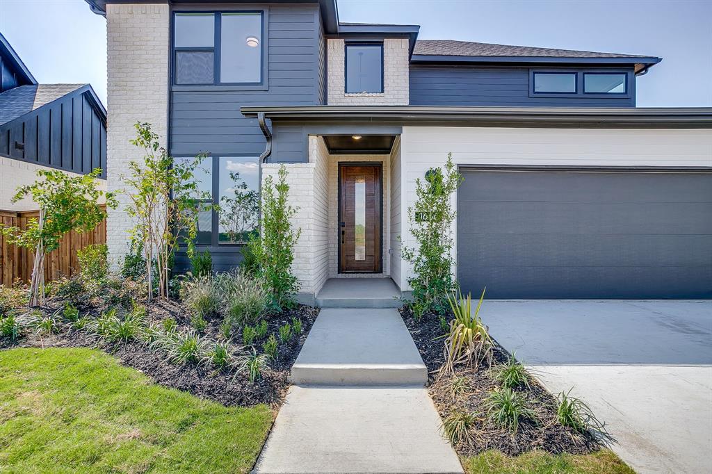 1656 Cedar Elm Way