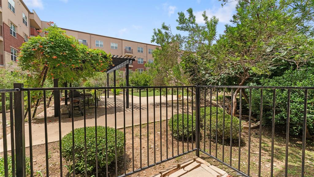 1100 Trinity Miils Condo - Residential